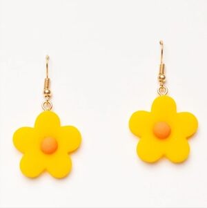 NWT Yellow Flower Earrings